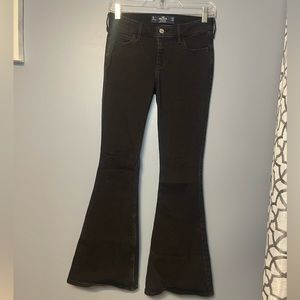 Hollister - Black Low-Rise Flare jeans 1S